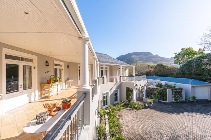 To Let 7 Bedroom Property for Rent in Constantia Western Cape